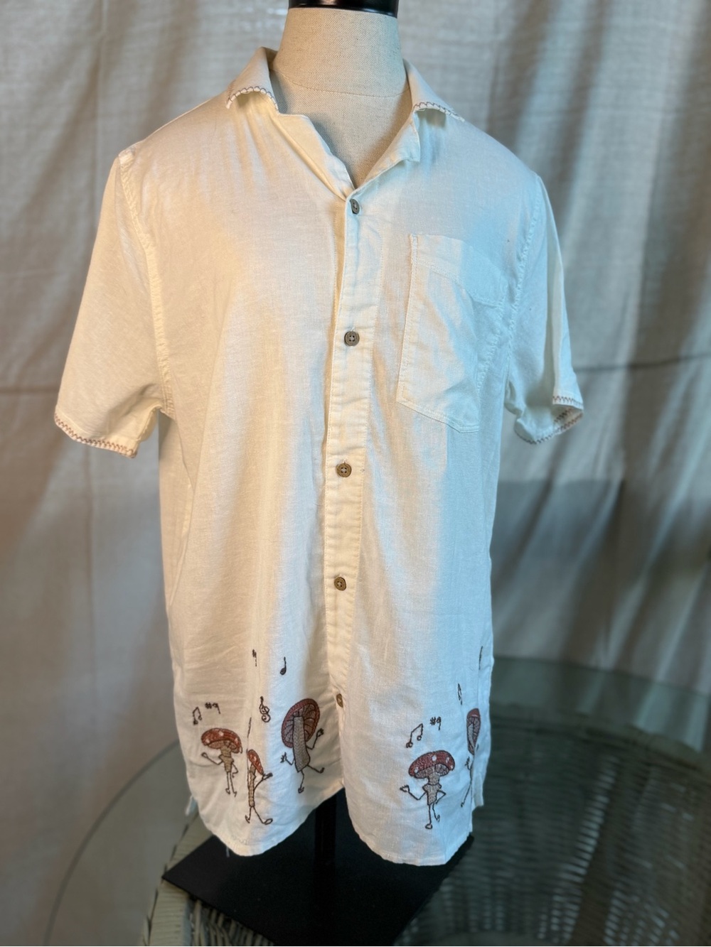 Men's Hollister Cream Short-Sleeve Button-Up Shirt with Mushroom Embroidery